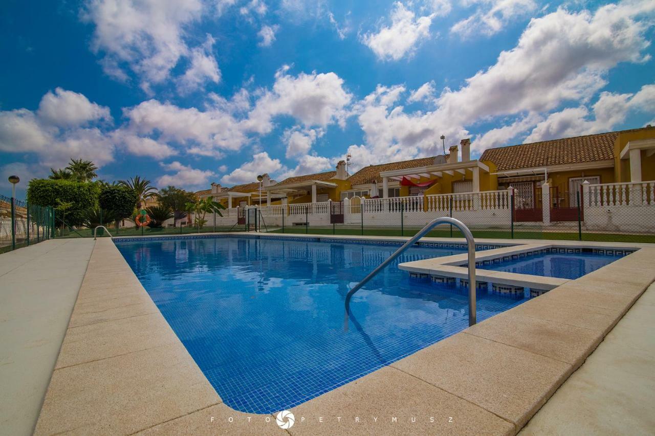 Apartamento Havana Los Nietos Bagian luar foto